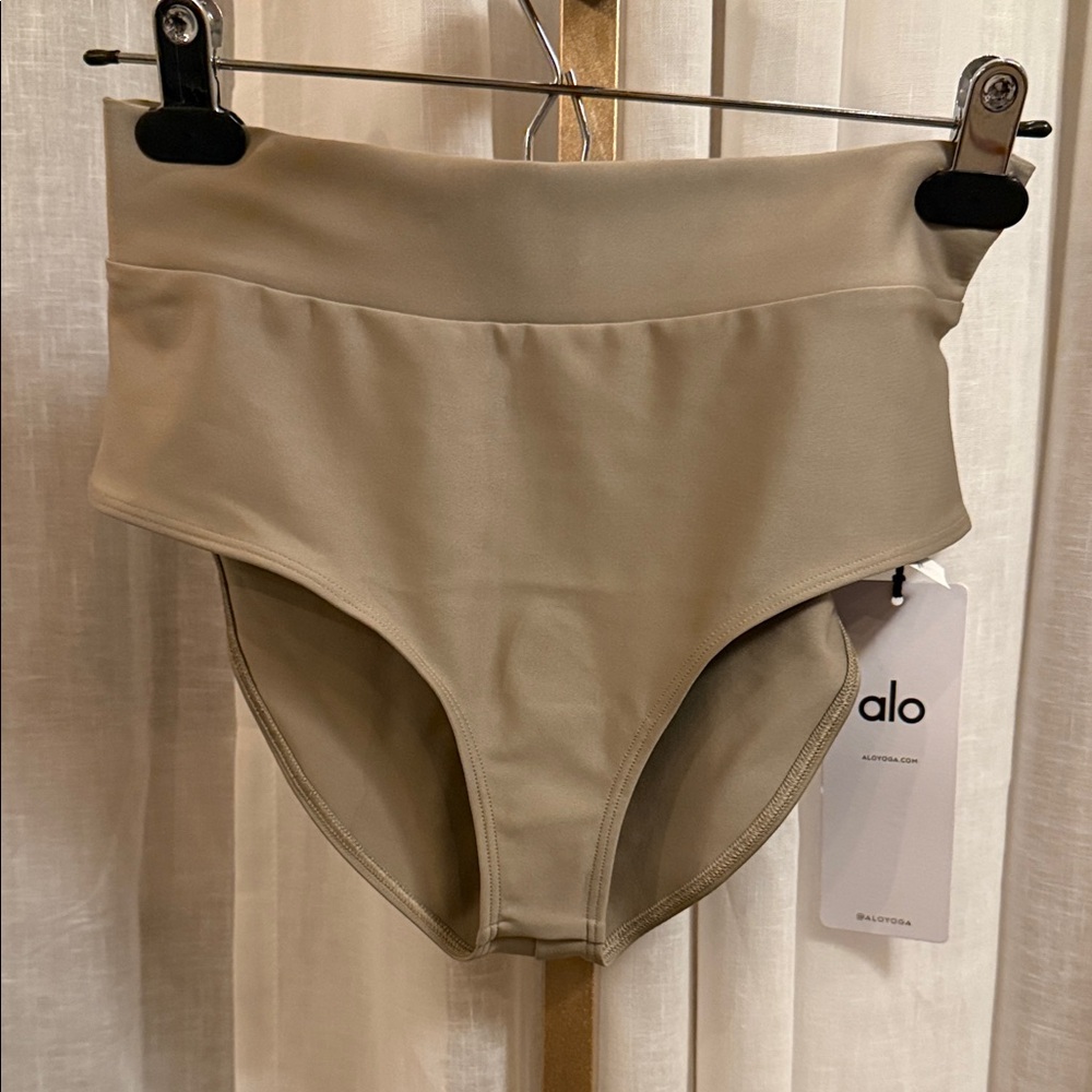 ALO Yoga Gravel Bikini Bottoms